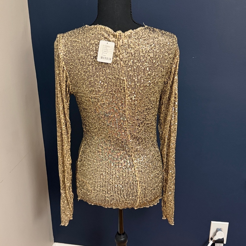 Free People Gold Sequin Long Sleeve Top Size S NWT - Picture 7 of 8